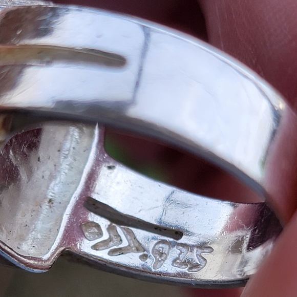 Silpada Sterling Silver Square Green Mother of Pearl Ring - Picture 9 of 13